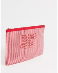 Красный кожаный клатч в вертикальную полоску от Juicy Couture