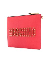 Красный кожаный клатч с принтом от Moschino