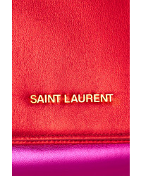 Красный кожаный клатч от Saint Laurent