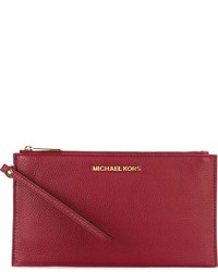 Красный кожаный клатч от MICHAEL Michael Kors