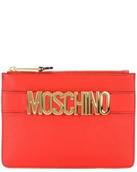 Красный кожаный клатч от Moschino