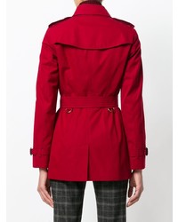 Женский красный плащ от Burberry