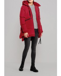 Женский красный пуховик от Befree