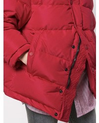 Женский красный пуховик от Balenciaga