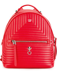 Женский красный рюкзак от Fendi