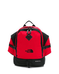 Мужской красный рюкзак от The North Face