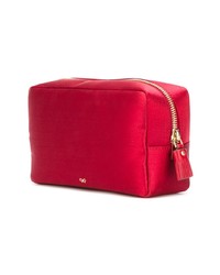 Красный сатиновый клатч от Anya Hindmarch