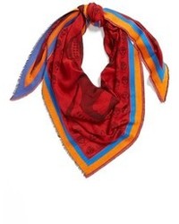 Красный шарф с принтом