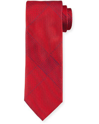Красный шелковый галстук в шотландскую клетку