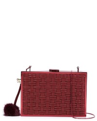 Красный шелковый плетеный клатч от Monique Lhuillier