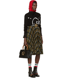 Женский красный шелковый шарф от Gucci