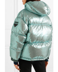 Женская мятная куртка-пуховик от Prada
