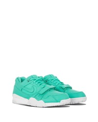 Мужские мятные кожаные низкие кеды от Nike