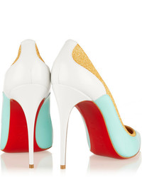 Мятные кожаные туфли от Christian Louboutin