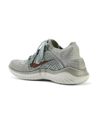 Женские мятные низкие кеды от Nike