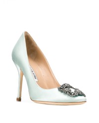 Мятные сатиновые туфли с украшением от Manolo Blahnik