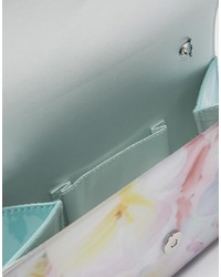 Мятный клатч от Ted Baker