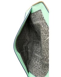 Мятный кожаный клатч от Rebecca Minkoff