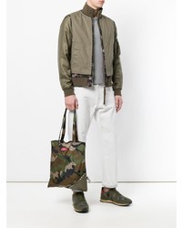 Мужская оливковая большая сумка из плотной ткани с камуфляжным принтом от Valentino