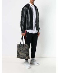 Мужская оливковая большая сумка с камуфляжным принтом от Alexander McQueen