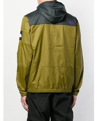 Мужская оливковая ветровка от The North Face