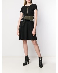 Оливковая кожаная поясная сумка от Dsquared2