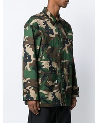 Мужская оливковая куртка в стиле милитари с камуфляжным принтом от Gcds