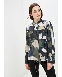 Женская оливковая куртка-рубашка с камуфляжным принтом от Q/S designed by