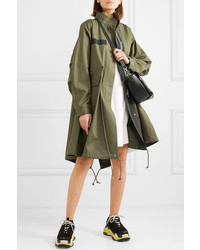 Женская оливковая парка от Sacai