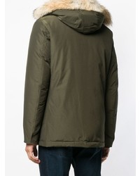 Мужская оливковая парка от Woolrich