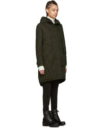 Женская оливковая парка от Moncler