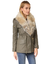 Женская оливковая парка от SAM.