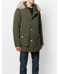 Мужская оливковая парка от Woolrich
