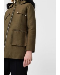 Женская оливковая парка от Mango