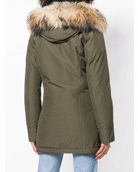 Женская оливковая парка от Woolrich