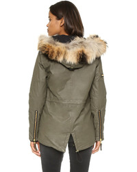 Женская оливковая парка от SAM.