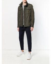 Оливковая полевая куртка от Moncler