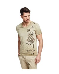 Мужская оливковая футболка от GUESS