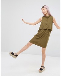 Оливковое платье-рубашка от Monki