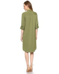 Оливковое платье-рубашка от Alice + Olivia