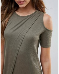 Оливковое платье от Daisy Street