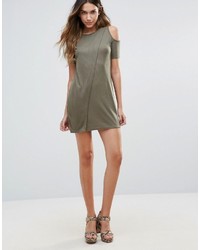 Оливковое платье от Daisy Street