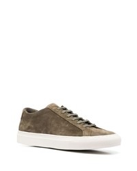 Мужские оливковые замшевые низкие кеды от Common Projects