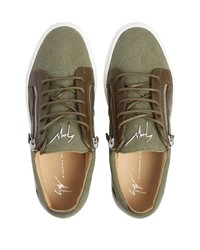 Мужские оливковые замшевые низкие кеды от Giuseppe Zanotti