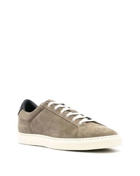 Мужские оливковые замшевые низкие кеды от Common Projects
