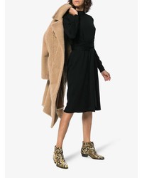 Оливковые кожаные ботильоны со змеиным рисунком от Chloé