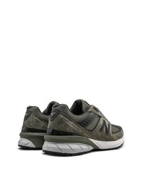 Мужские оливковые кроссовки от New Balance