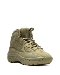 Мужские оливковые кроссовки от Yeezy