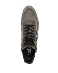 Мужские оливковые кроссовки от Hogan