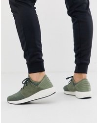 Мужские оливковые кроссовки от New Balance